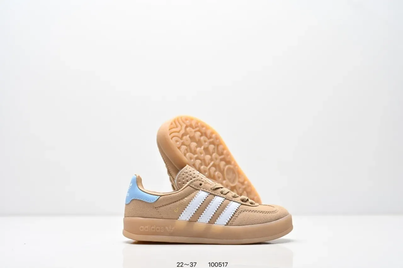Adidas Samba OG أحذية رياضية Lifestyle وردي وأزرق فاتح بخطوط 6