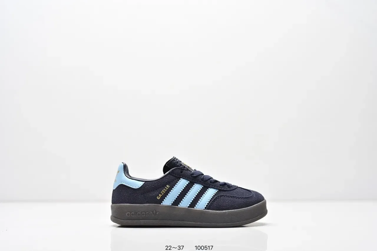 Adidas Samba OG أحذية رياضية Lifestyle وردي وأزرق فاتح بخطوط 15