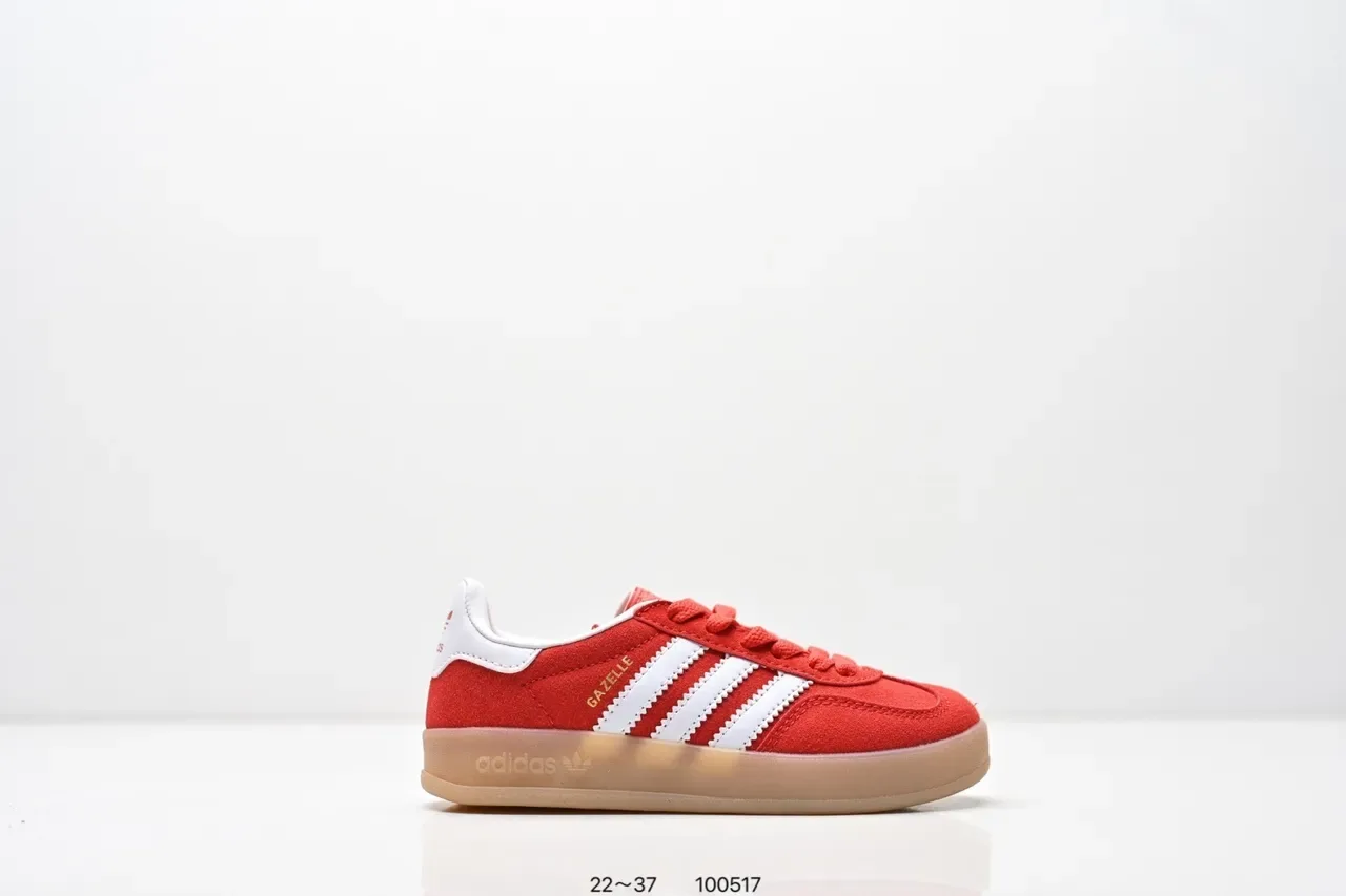 Adidas Samba OG أحذية رياضية Lifestyle وردي وأزرق فاتح بخطوط 23