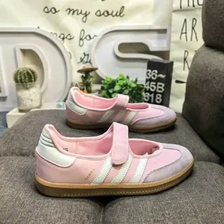 Adidas Samba Sneakers Lifestyle Rose et Blanc