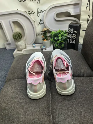 Adidas Silver Pink Iridescent Mesh Accent Overlays Running Shoes 8