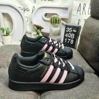 Adidas Superstar أحذية لايف ستايل سوداء ووردية