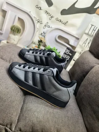 Adidas Superstar Tênis Lifestyle Cinza Metálico e Preto 7