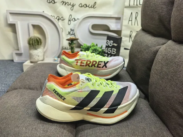 Adidas TERREX White Orange Mesh Upper Sculpted Midsole Lifestyle Sneakers 21