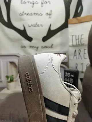 Adidas White Black Low-Top Suede-Textured Upper Lifestyle Sneakers 3