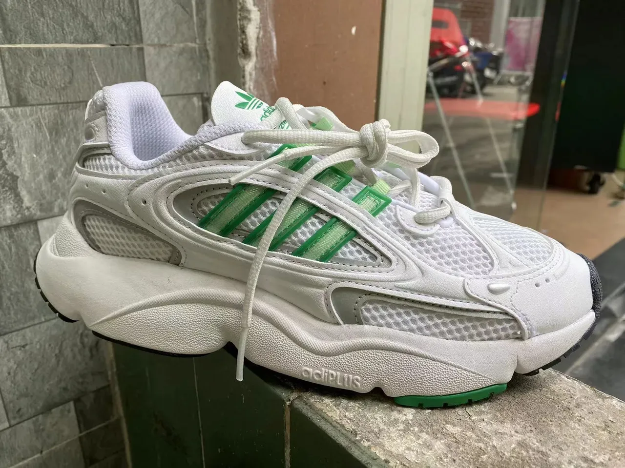 Adidas Tênis Lifestyle Brancos Verdes Com Midsole Chunky De Malha E Construção De Revestimento Sintético 2
