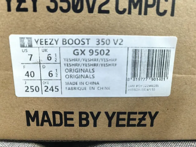 Adidas Yeezy Boost 350 V2 Zebra sneakers lifestyle 2