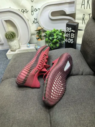 Adidas Yeezy Boost 350 V2 Zebra sneakers lifestyle 16