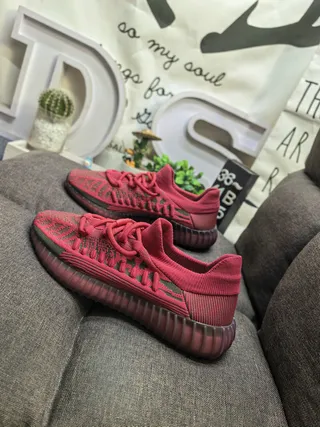 Adidas Yeezy Boost 350 V2 Zebra sneakers lifestyle 17