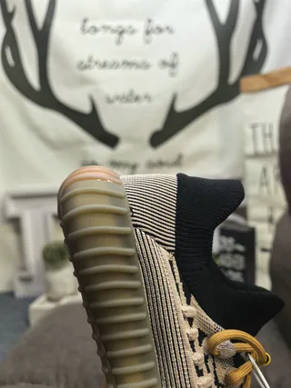 Adidas Yeezy Boost 350 V2 Zebra sneakers lifestyle 23