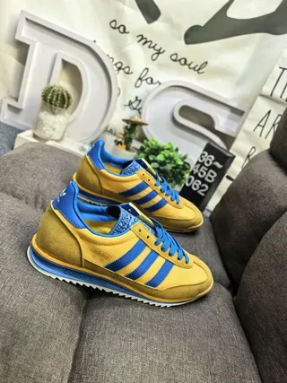 एडिडास पीली नीली Retro Runner Silhouette चमड़े और सिंथेटिक ऊपरी जीवनशैली स्नीकर्स 9