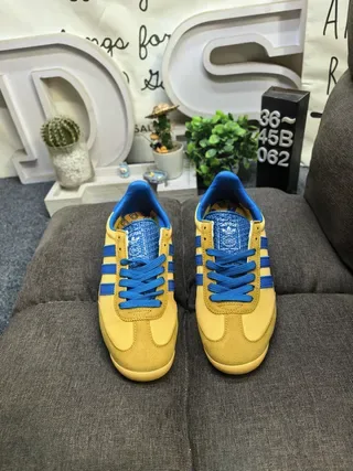 एडिडास पीली नीली Retro Runner Silhouette चमड़े और सिंथेटिक ऊपरी जीवनशैली स्नीकर्स 10
