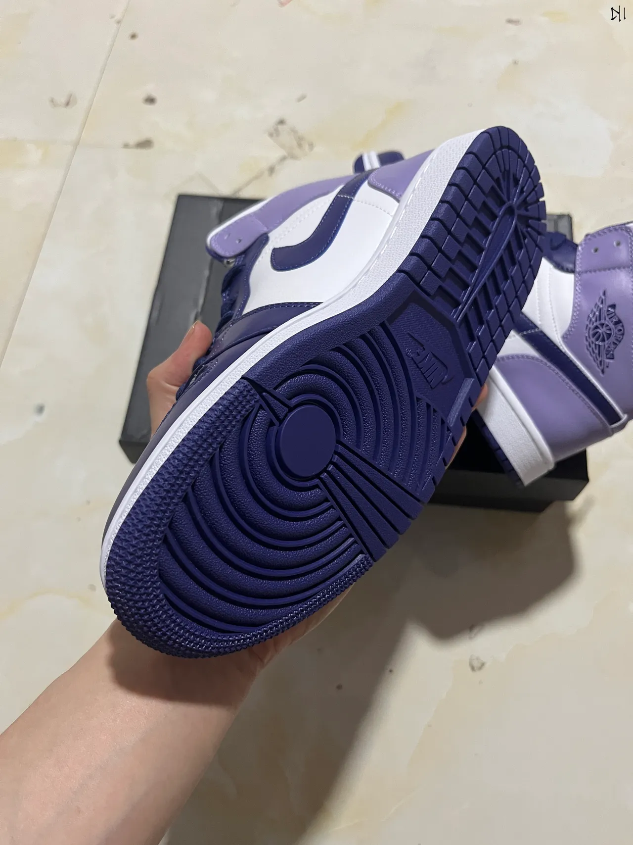 Zapatillas de baloncesto Air Jordan 1 High blanco, azul marino y morado 6