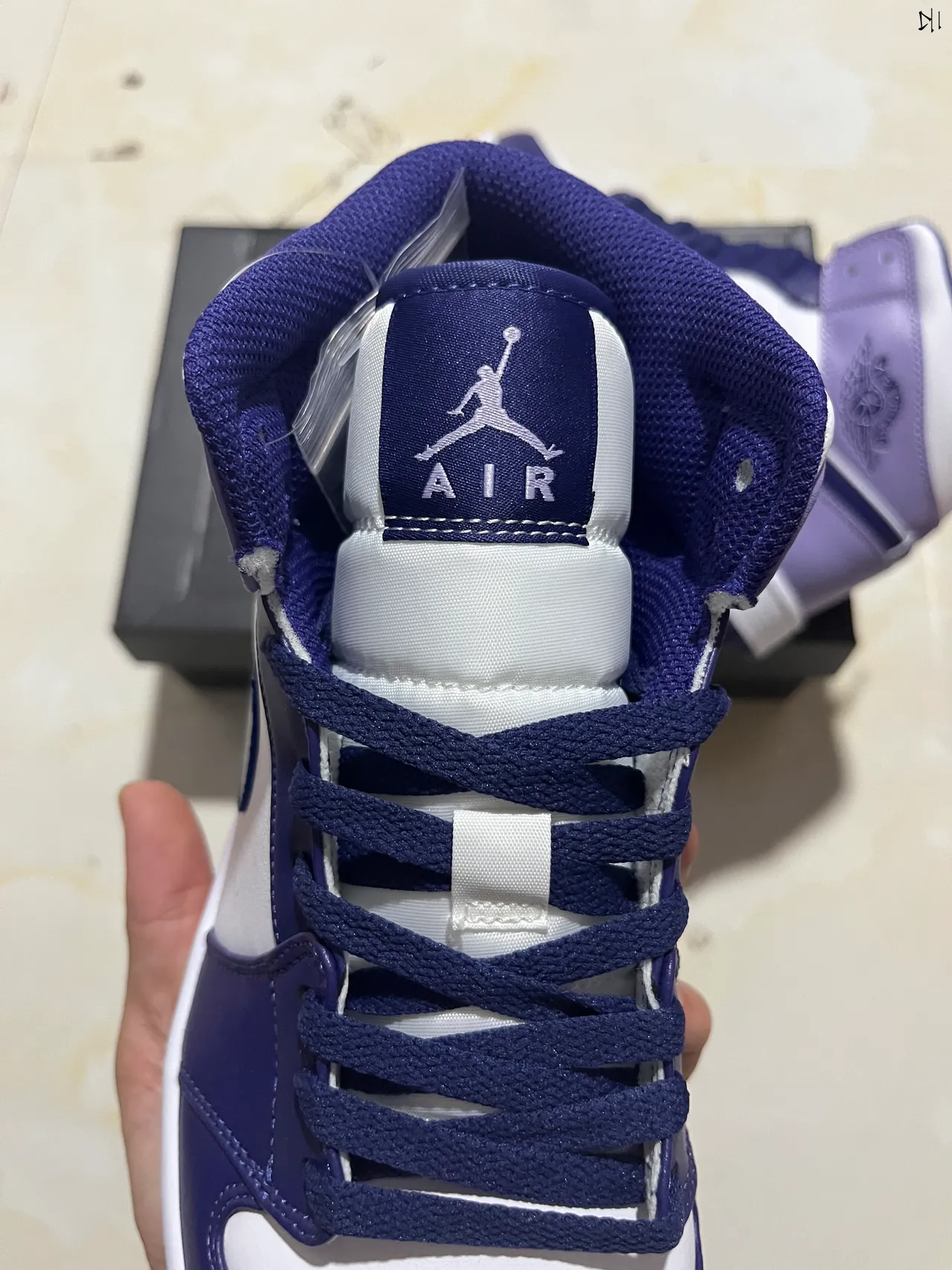 Zapatillas de baloncesto Air Jordan 1 High blanco, azul marino y morado 8