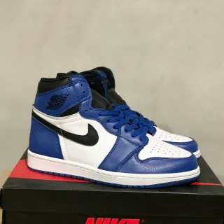 Tênis de basquete Air Jordan 1 azul royal branco preto