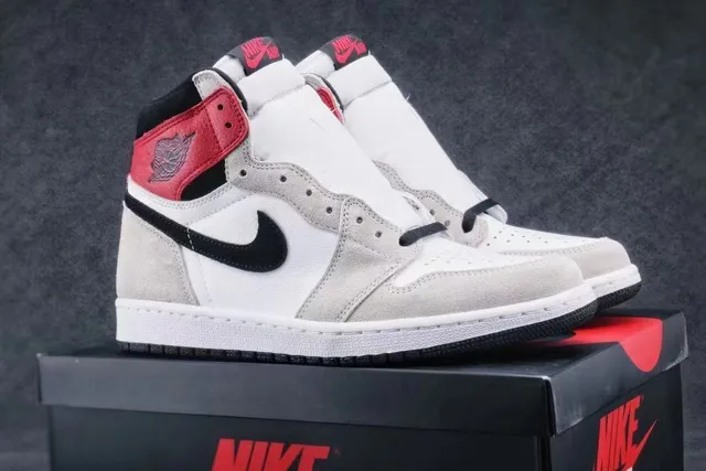 Air Jordan 1 Blanc Gris Haut Cuir-Suede Híbrido Chaussures de Basketball 2