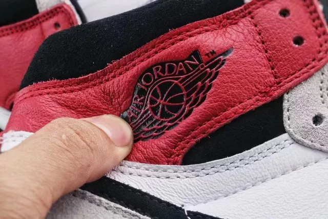 Air Jordan 1 Blanc Gris Haut Cuir-Suede Híbrido Chaussures de Basketball 3