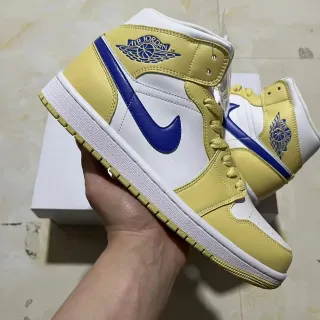 Tênis de basquete Air Jordan 1 amarelo branco azul