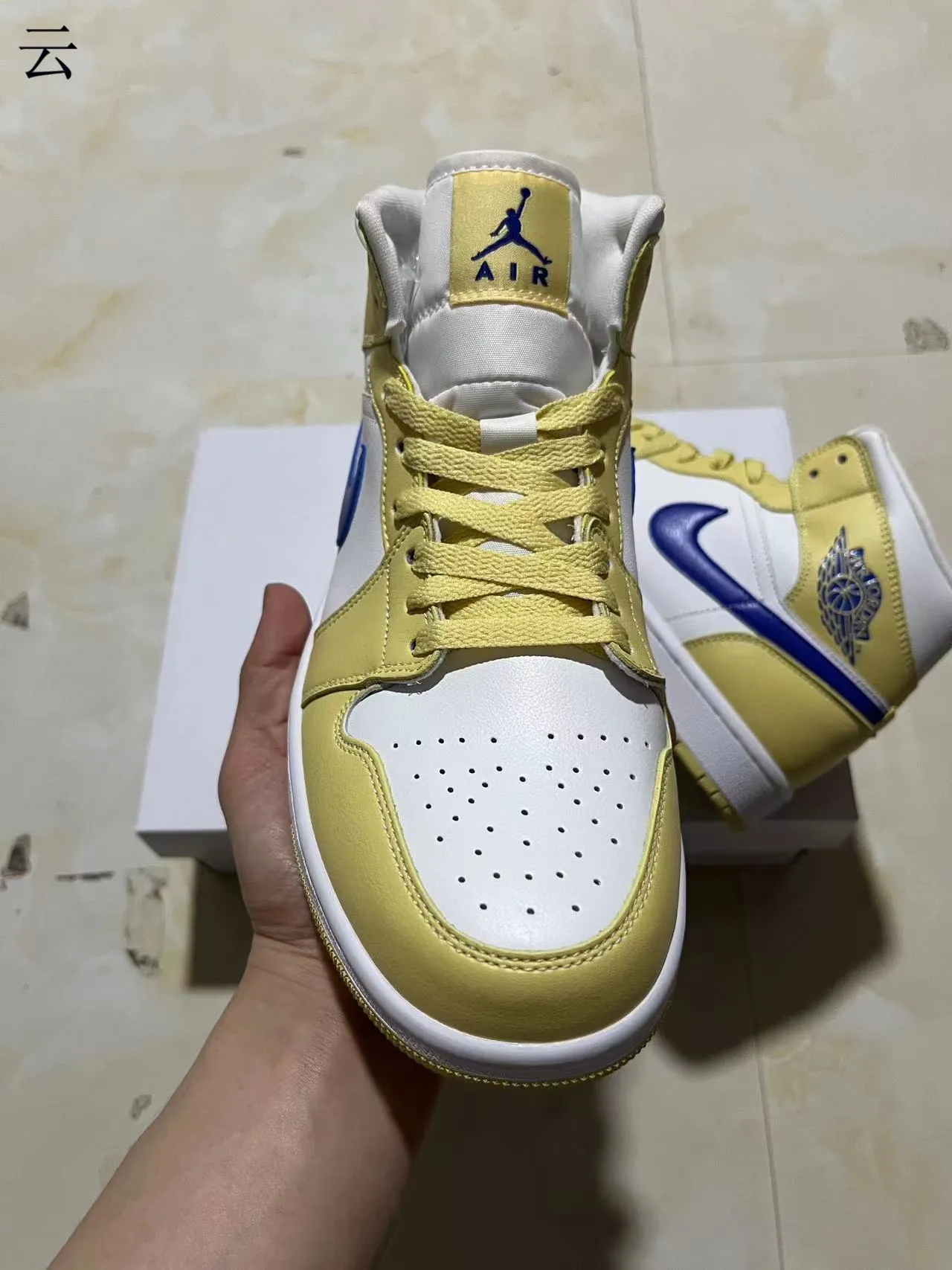 Air Jordan 1 হলুদ সাদা নীল বাস্কেটবল জুতো 3