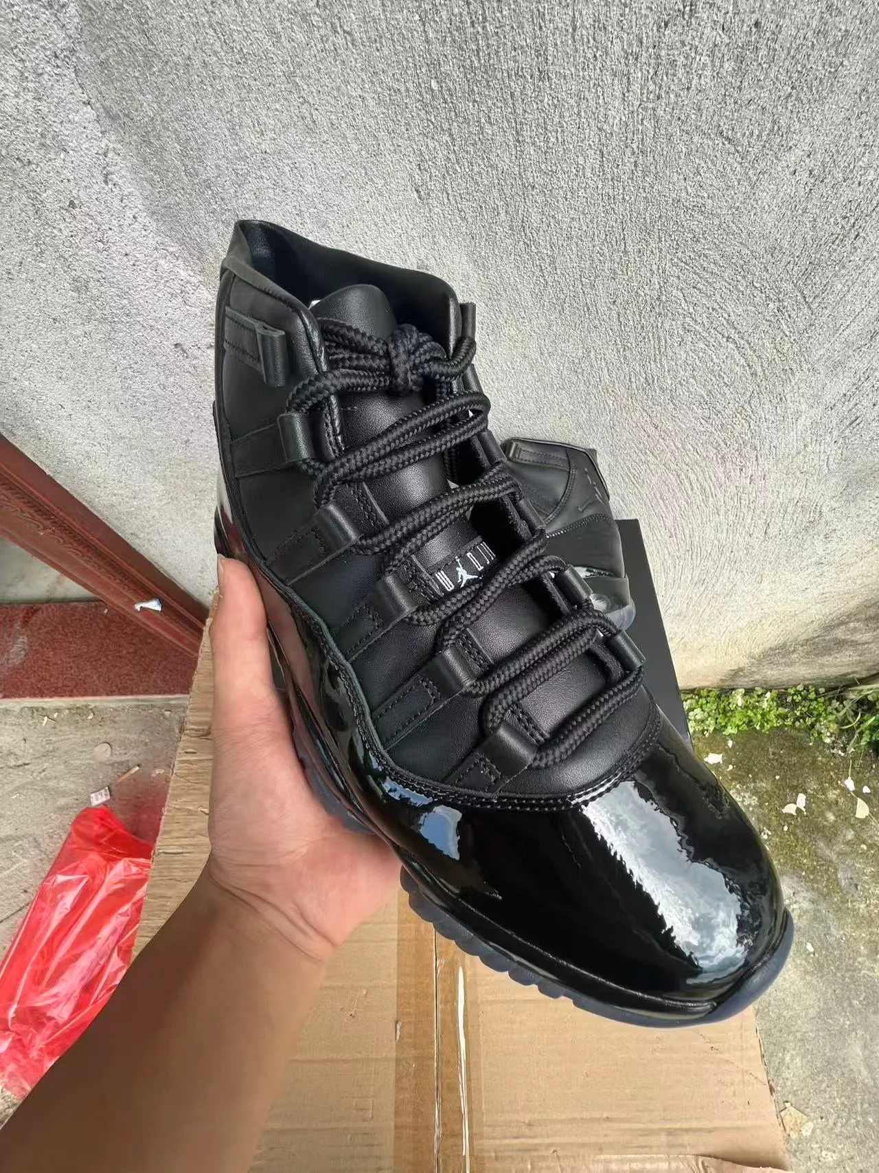 Air Jordan 11 Zapatos de Baloncesto de Cuero Patentado Negro 2