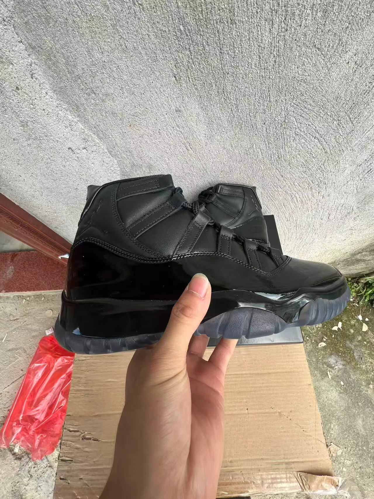 Air Jordan 11 Zapatos de Baloncesto de Cuero Patentado Negro 7