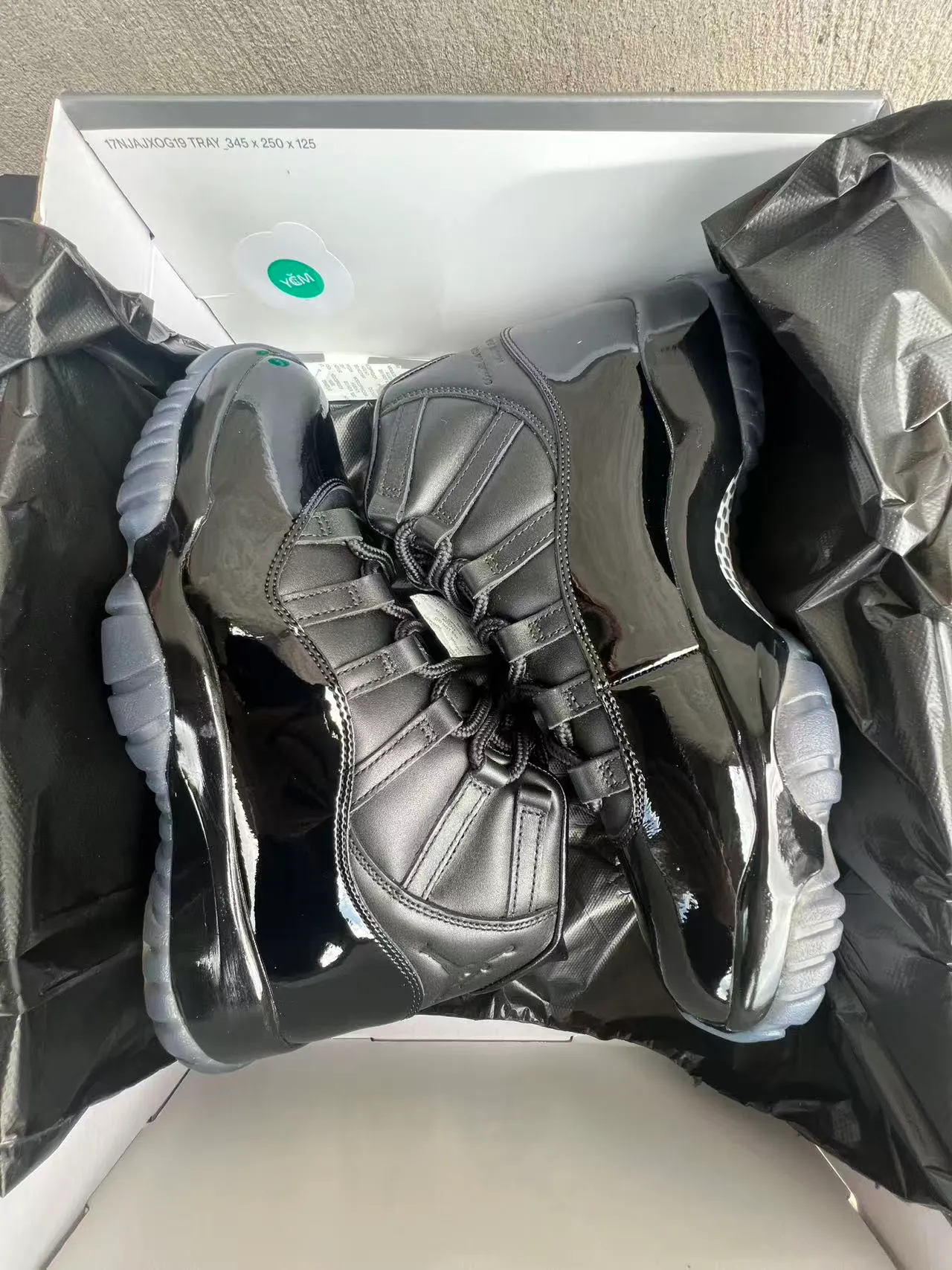 Air Jordan 11 Zapatos de Baloncesto de Cuero Patentado Negro 9