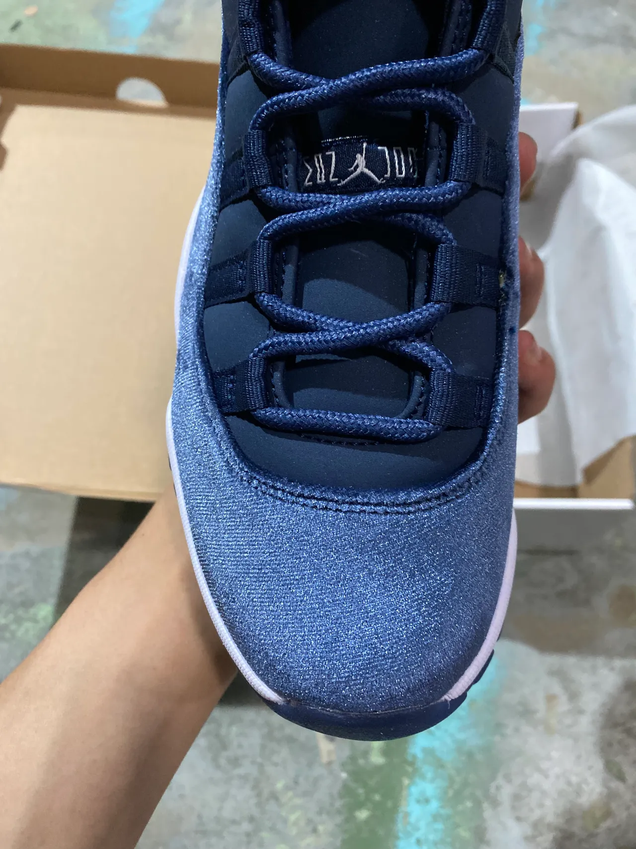 Air Jordan 11 নেভি ভেলভেট সাদা বাস্কেটবল জুতো 3