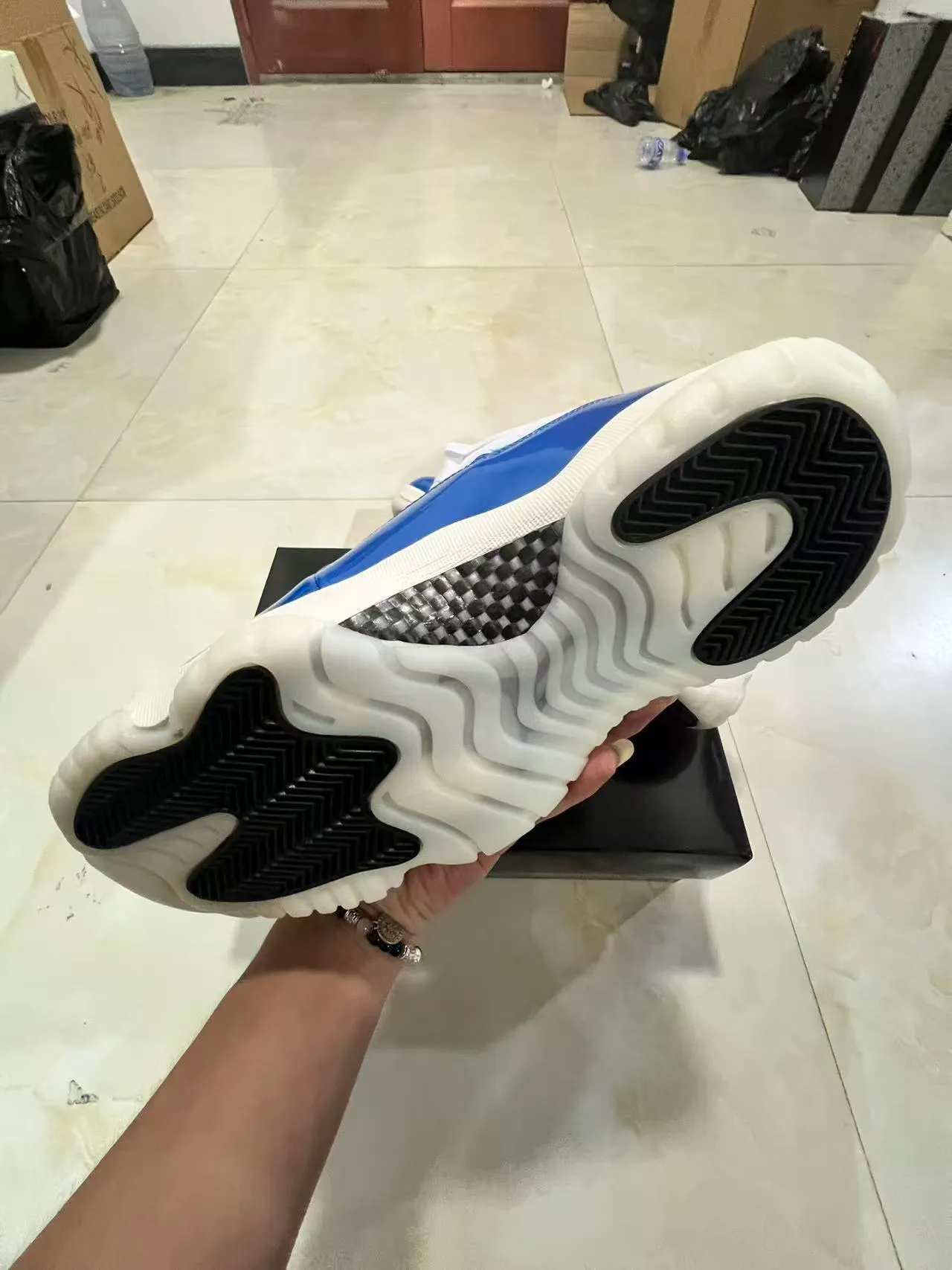 Air Jordan 11 Royal Blue Patent Leather Basketball Shoes 6