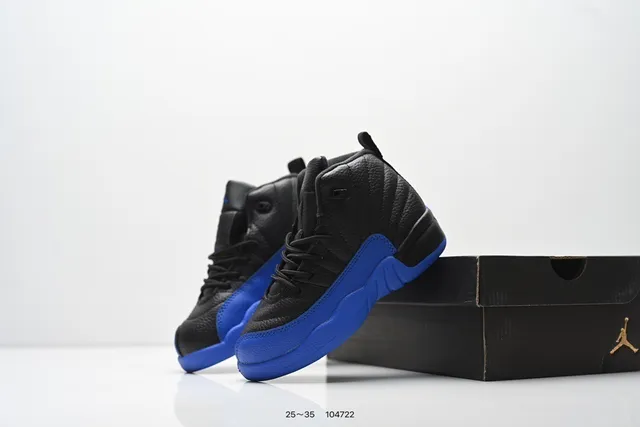 Air Jordan 12 काले और नारंगी बच्चों के बास्केटबॉल जूते 2