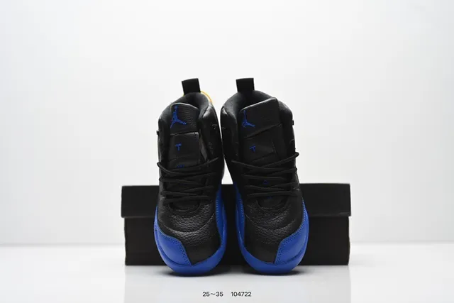 Air Jordan 12 काले और नारंगी बच्चों के बास्केटबॉल जूते 3