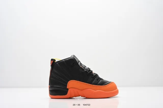 Air Jordan 12 काले और नारंगी बच्चों के बास्केटबॉल जूते 19