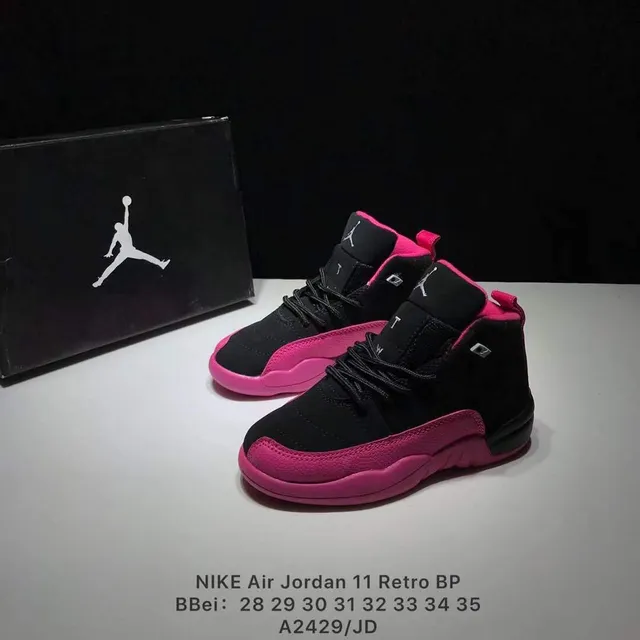 Tênis de basquete Air Jordan 12 vermelho e branco 6