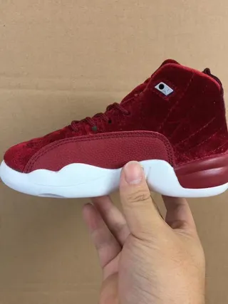 Tênis de basquete Air Jordan 12 vermelho e branco 20