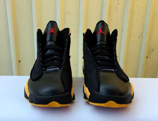 Air Jordan 13 حذاء كرة السلة أسود أصفر أحمر 3
