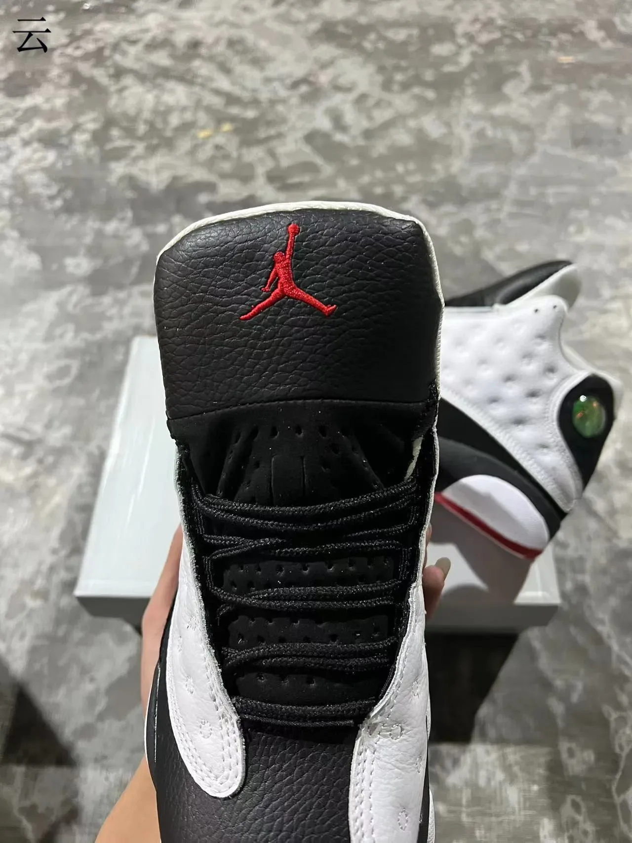 Air Jordan 13 Chaussures de Basketball Blanc Noir Vert Joyau 4
