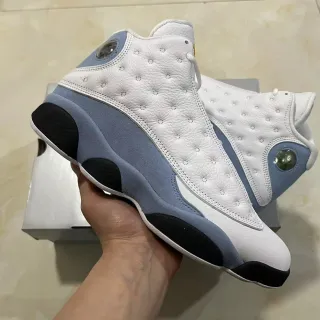 Tênis de basquete Air Jordan 13 branco azul claro preto
