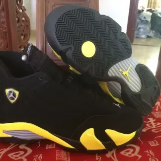 Air Jordan 14 黑黄篮球鞋