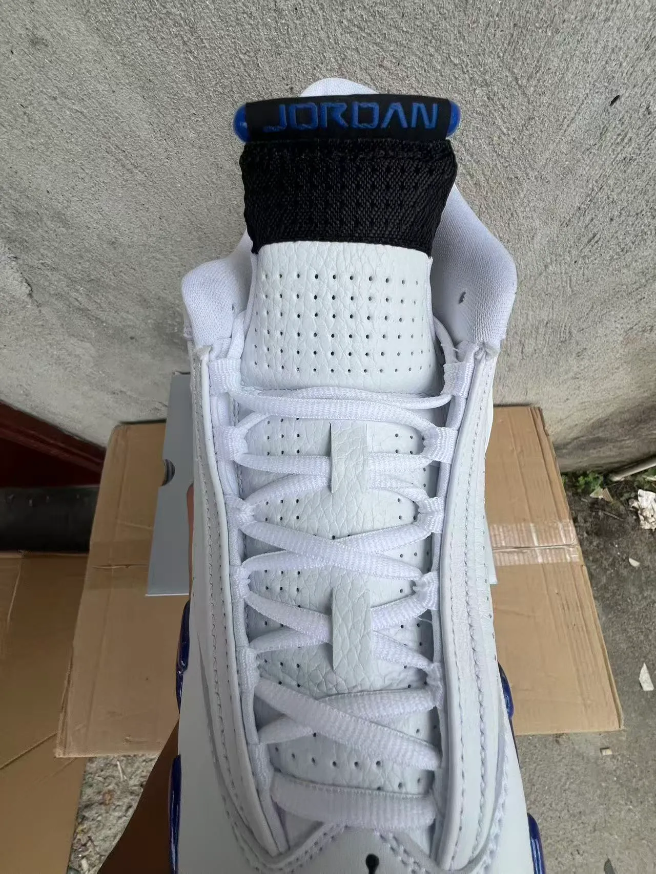 Air Jordan 14 白色皇家蓝篮球鞋 2