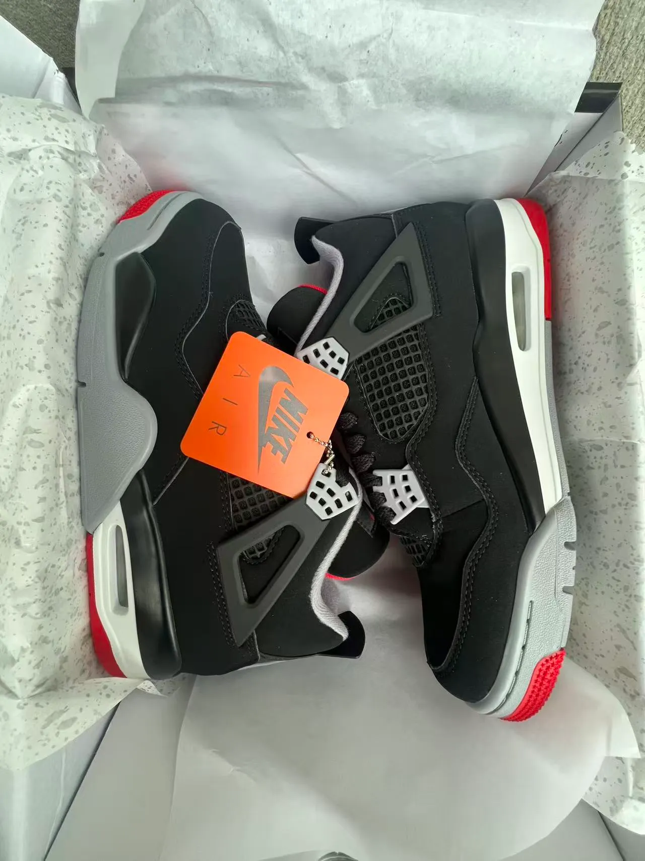Chaussures de basketball Air Jordan 4 noir ciment rouge 9