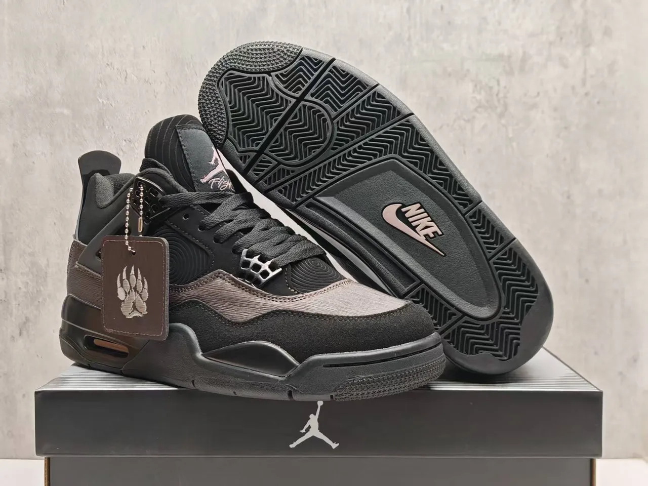 Air Jordan 4 কালো গাঢ় ধূসর টেক্সচার্ড আপার বাস্কেটবল জুতো 3