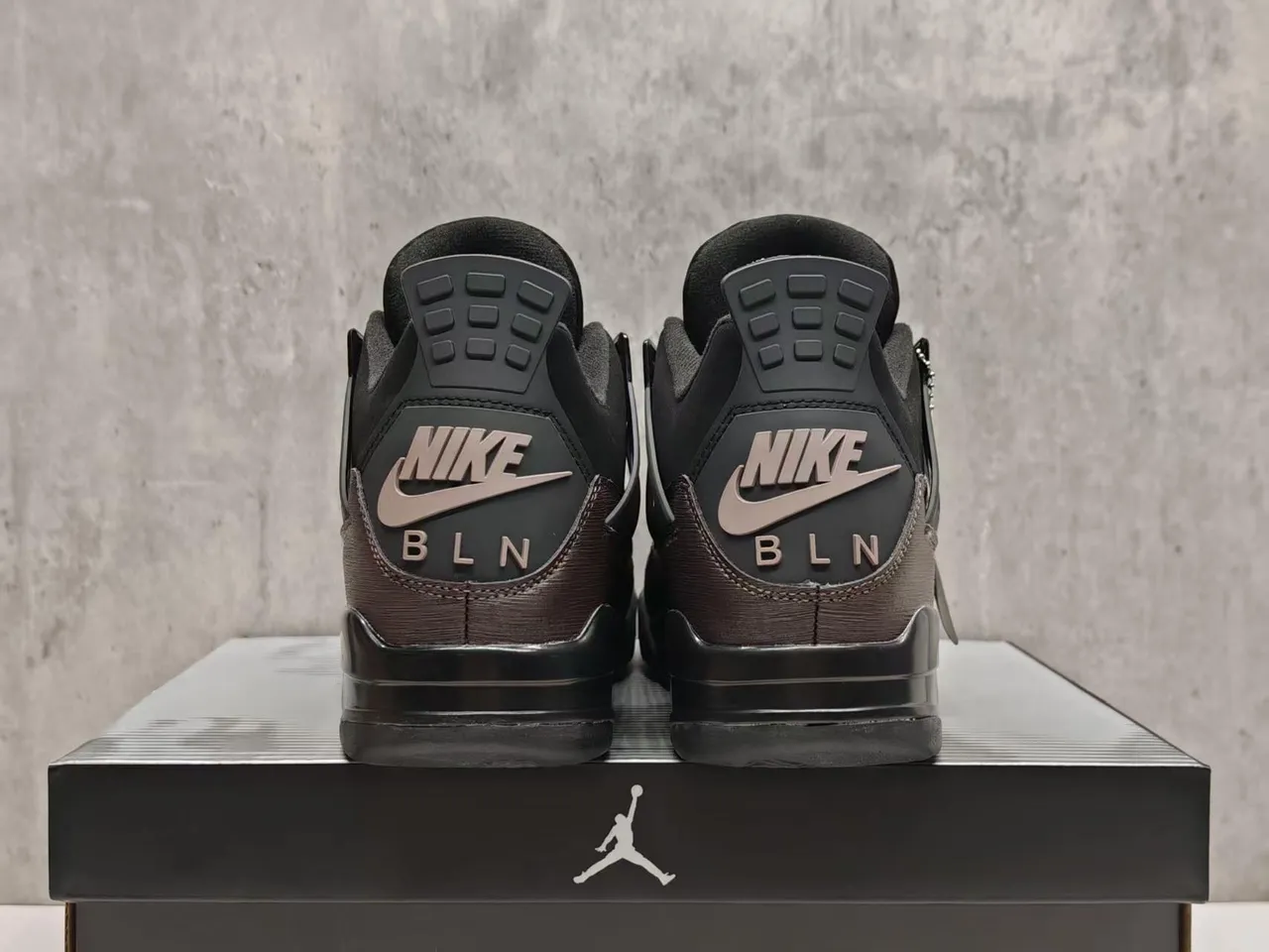 Air Jordan 4 কালো গাঢ় ধূসর টেক্সচার্ড আপার বাস্কেটবল জুতো 13