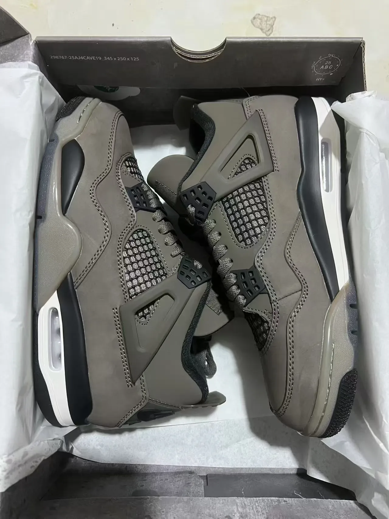 Air Jordan 4 Cinza Preto Branco Tênis de Basquete 9
