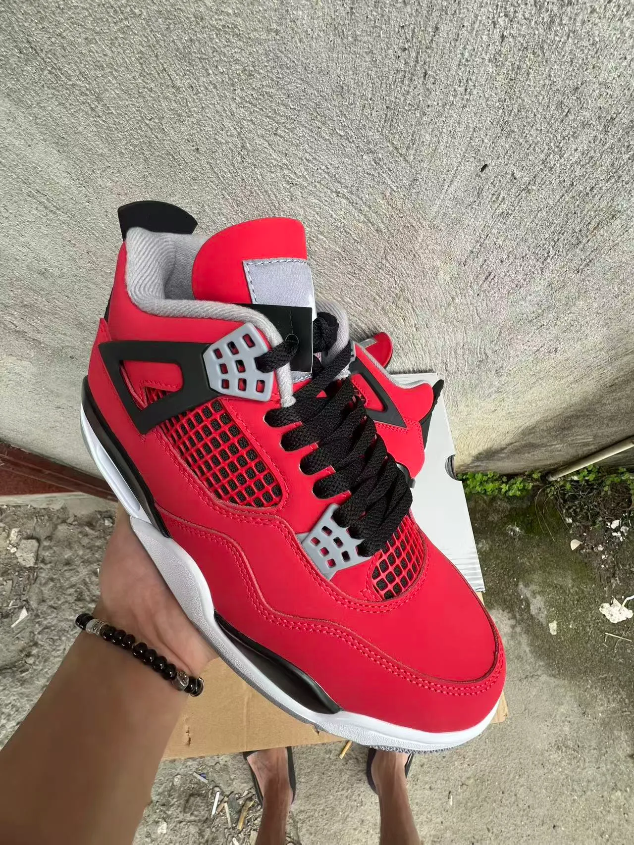 Air Jordan 4 Rouge Noir Blanc Chaussures de basket 2