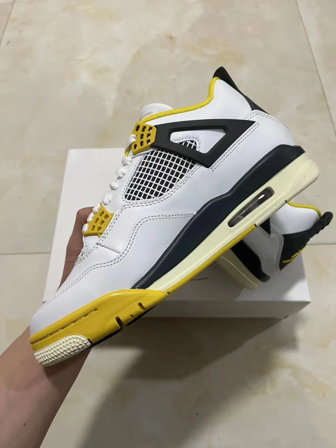 Air Jordan 4 tênis de basquete branco preto amarelo 8