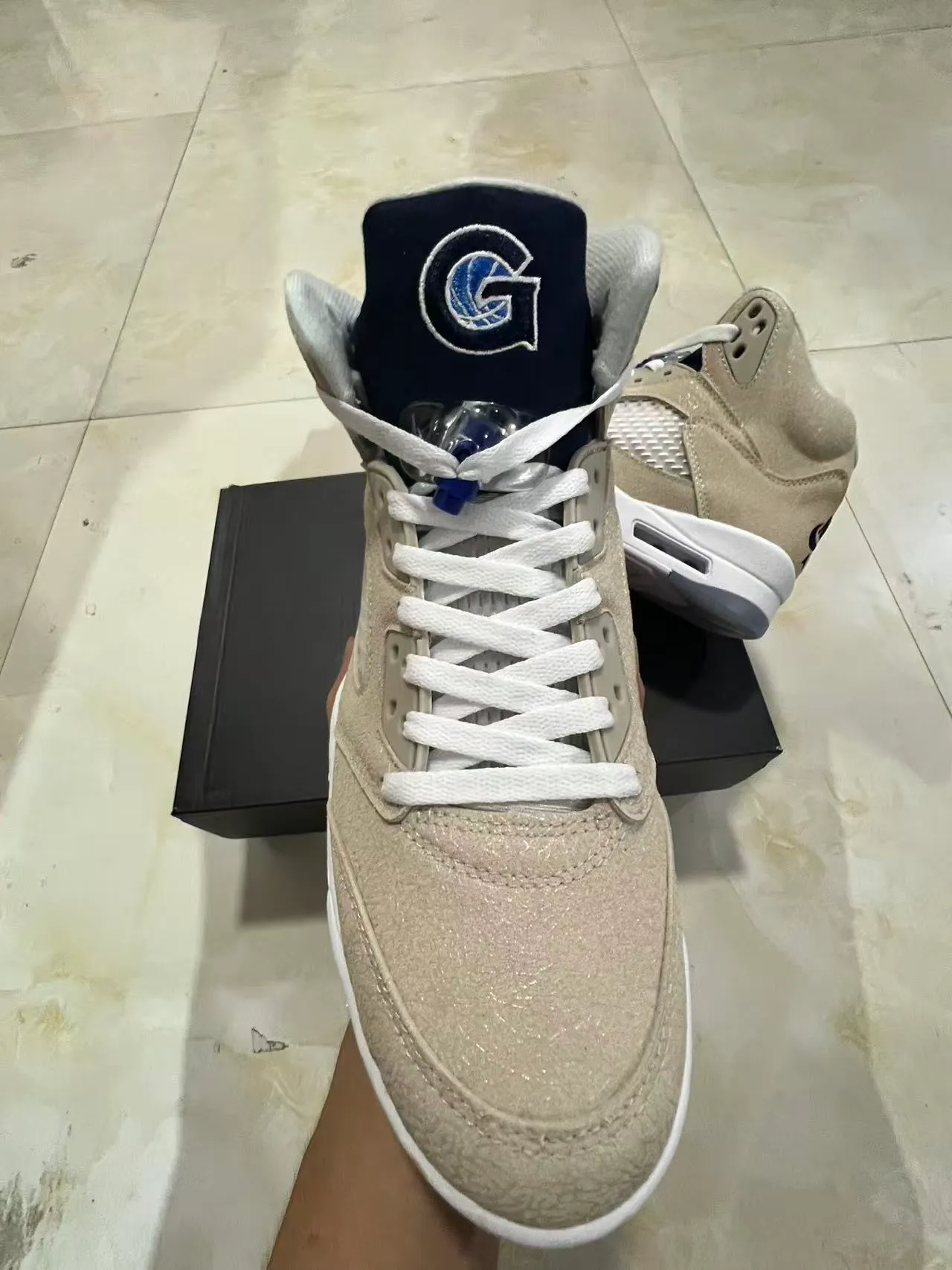 Air Jordan 5 বেইজ সোয়েড হাই-টপ বাস্কেটবল জুতো 3