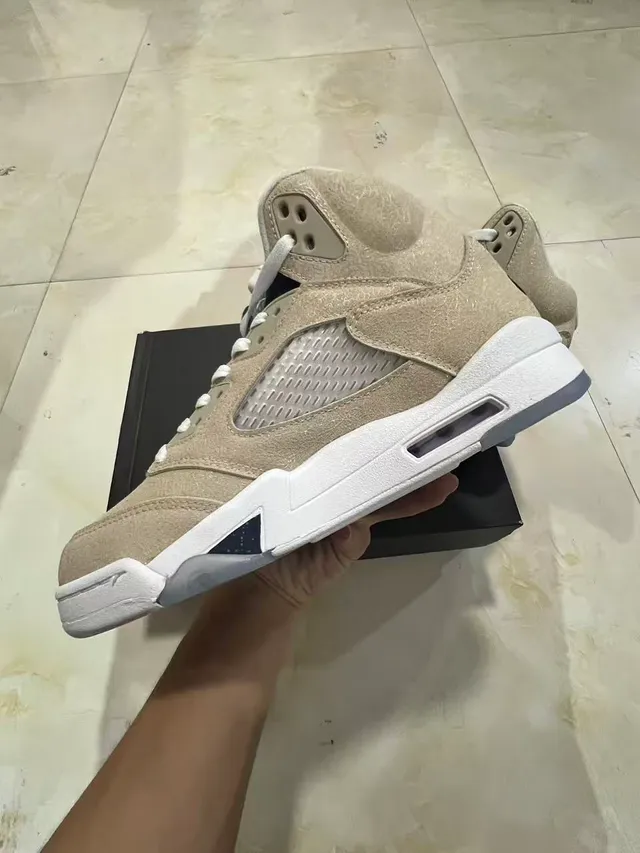 Air Jordan 5 বেইজ সোয়েড হাই-টপ বাস্কেটবল জুতো 5