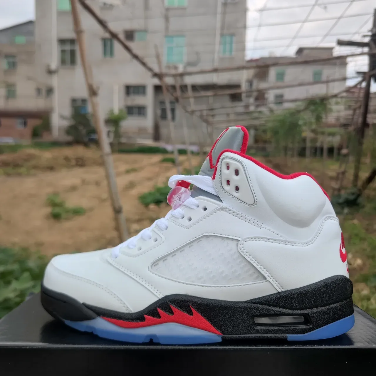 Air Jordan 5 White Black Red Blue zapatillas de baloncesto 2