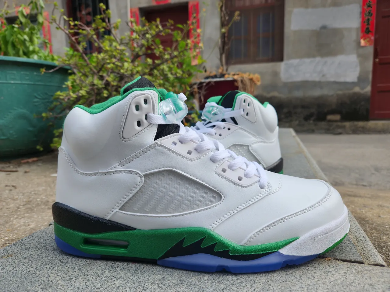 Tênis de basquete Air Jordan 5 branco verde preto azul 4
