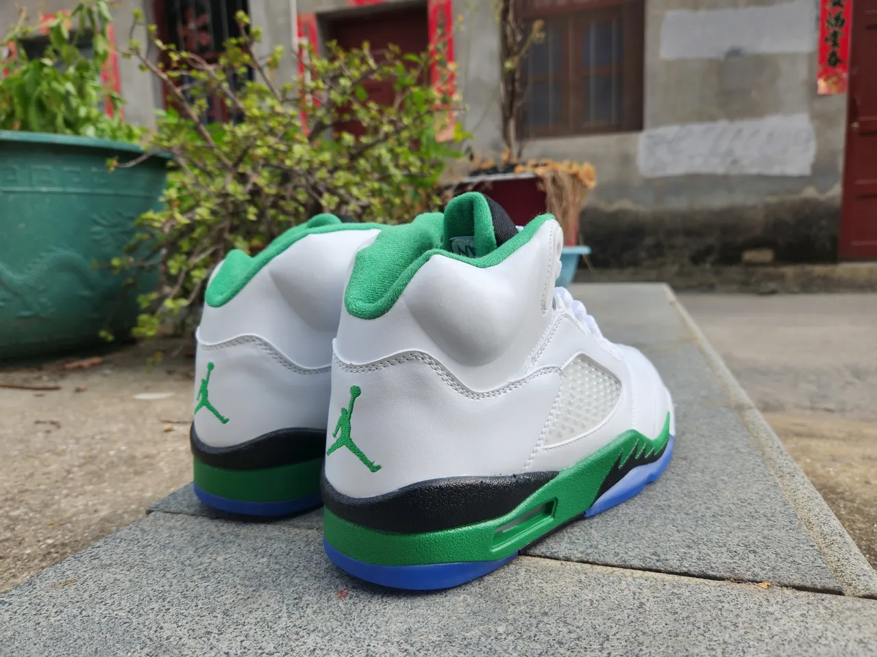 Tênis de basquete Air Jordan 5 branco verde preto azul 6