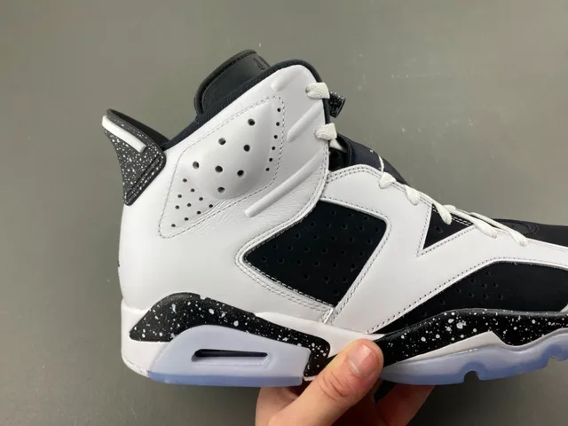 Zapatillas de baloncesto Air Jordan 6 con entresuela moteada en blanco y negro 3